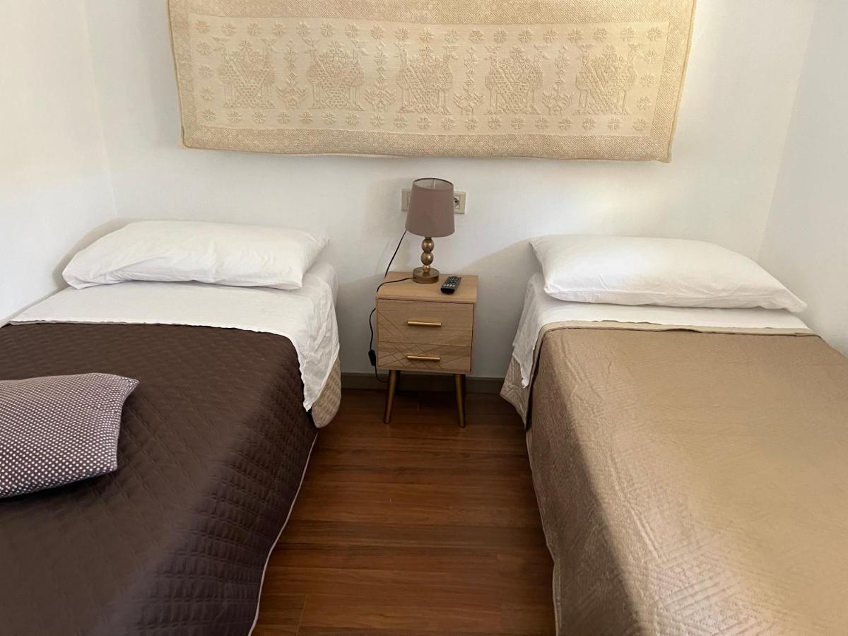 Da Adriana Guesthouse Санта Тереза Галура Екстериор снимка