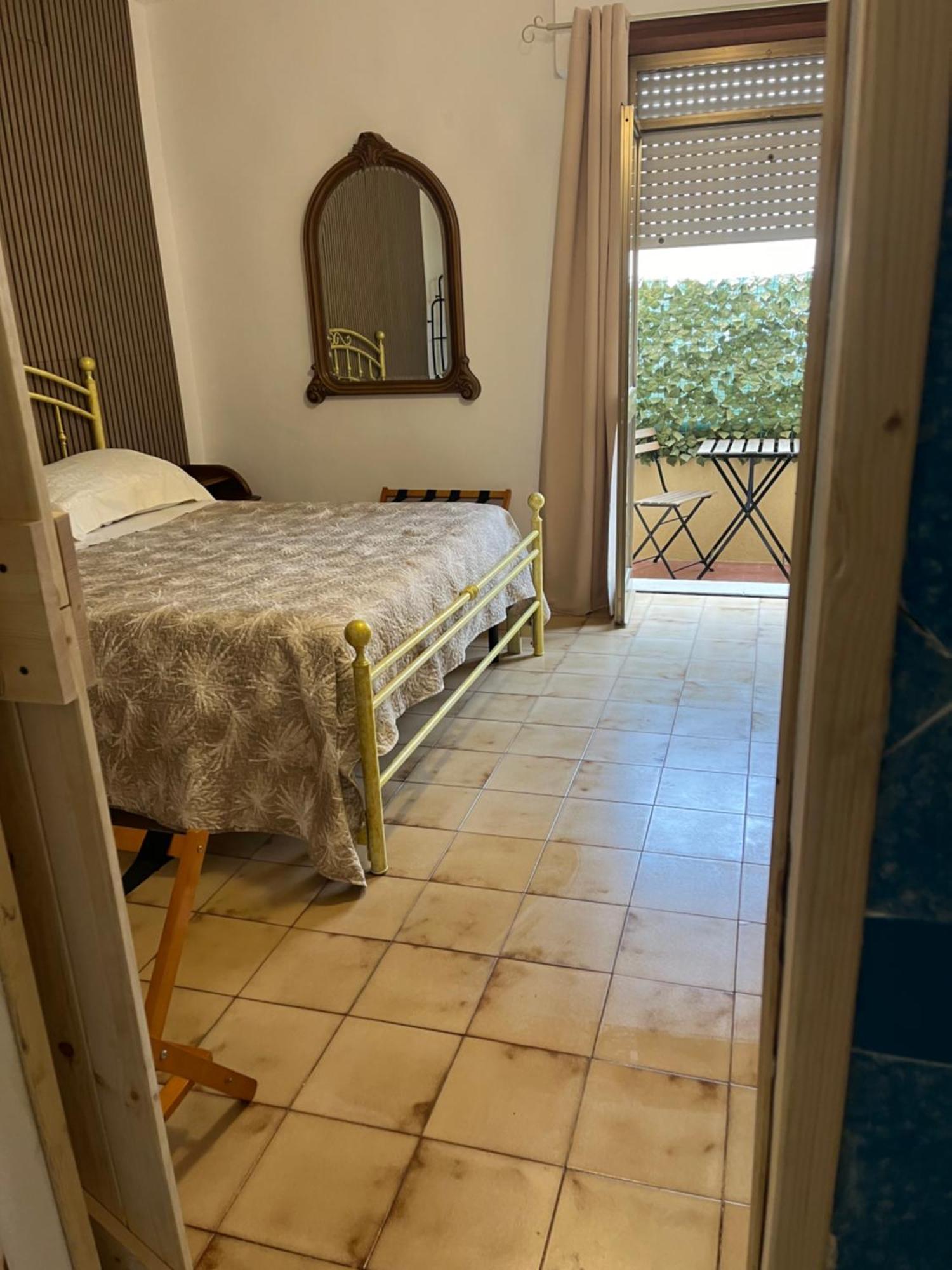Da Adriana Guesthouse Санта Тереза Галура Екстериор снимка