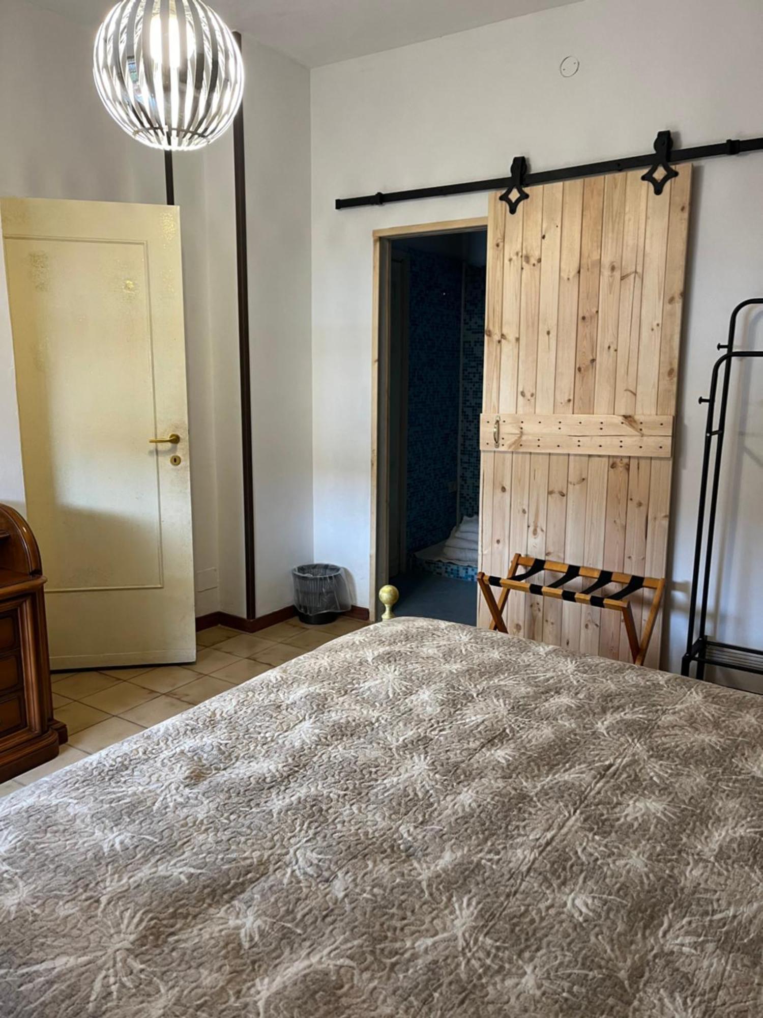 Da Adriana Guesthouse Санта Тереза Галура Екстериор снимка