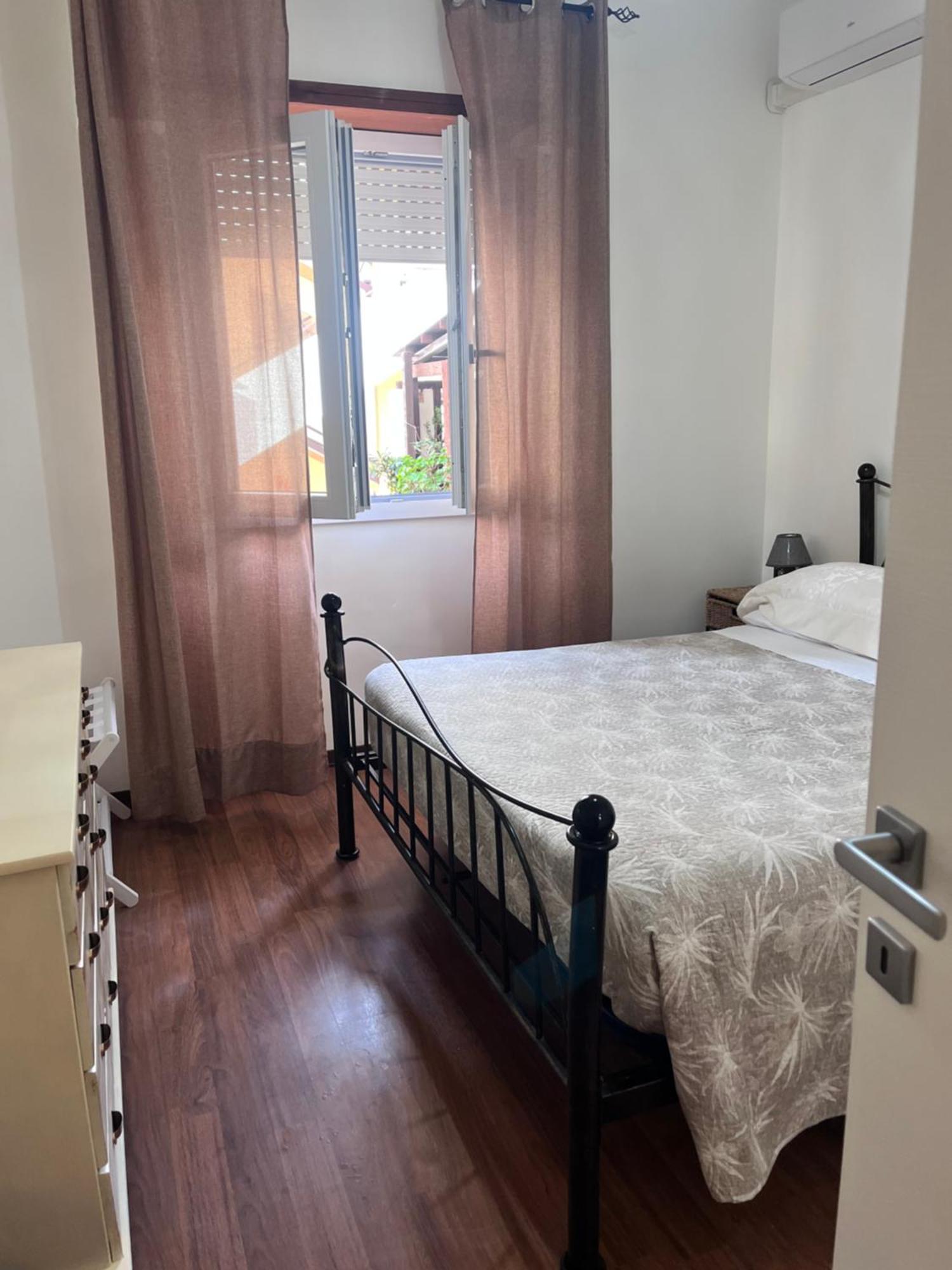 Da Adriana Guesthouse Санта Тереза Галура Екстериор снимка